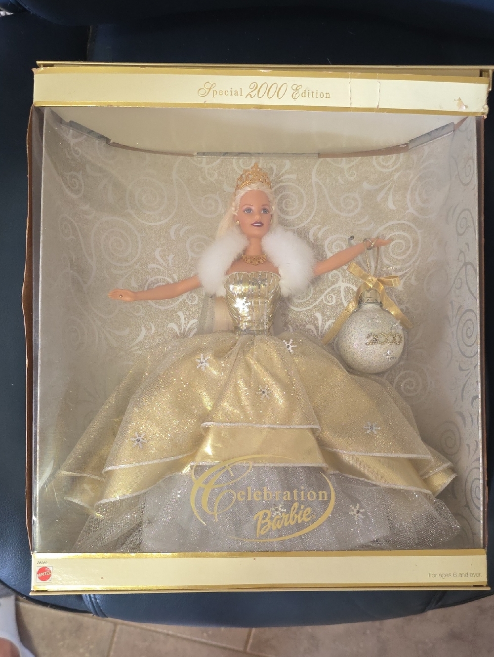 Special 2000 Edition Celebration Barbie, Gold Ball Gown with Crown & Ornament